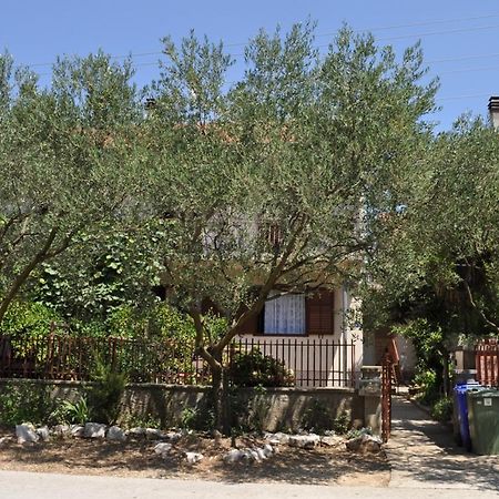 Apartman Kraljev Biograd Na Moru Bagian luar foto